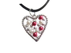 NC4443 Floating Beads Heart Pendant